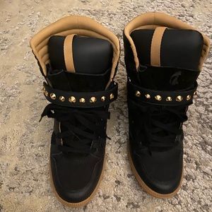 EUC Black Wedge Sneakers 👟!!